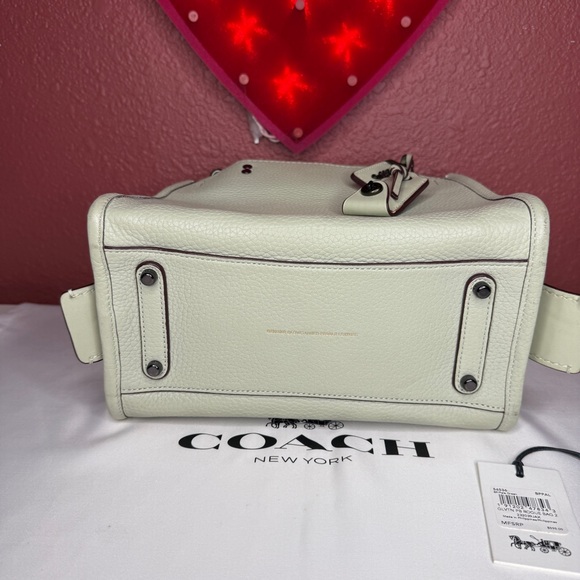 Coach 1941 Rogue 25 Pale Green - Picture 7 of 16